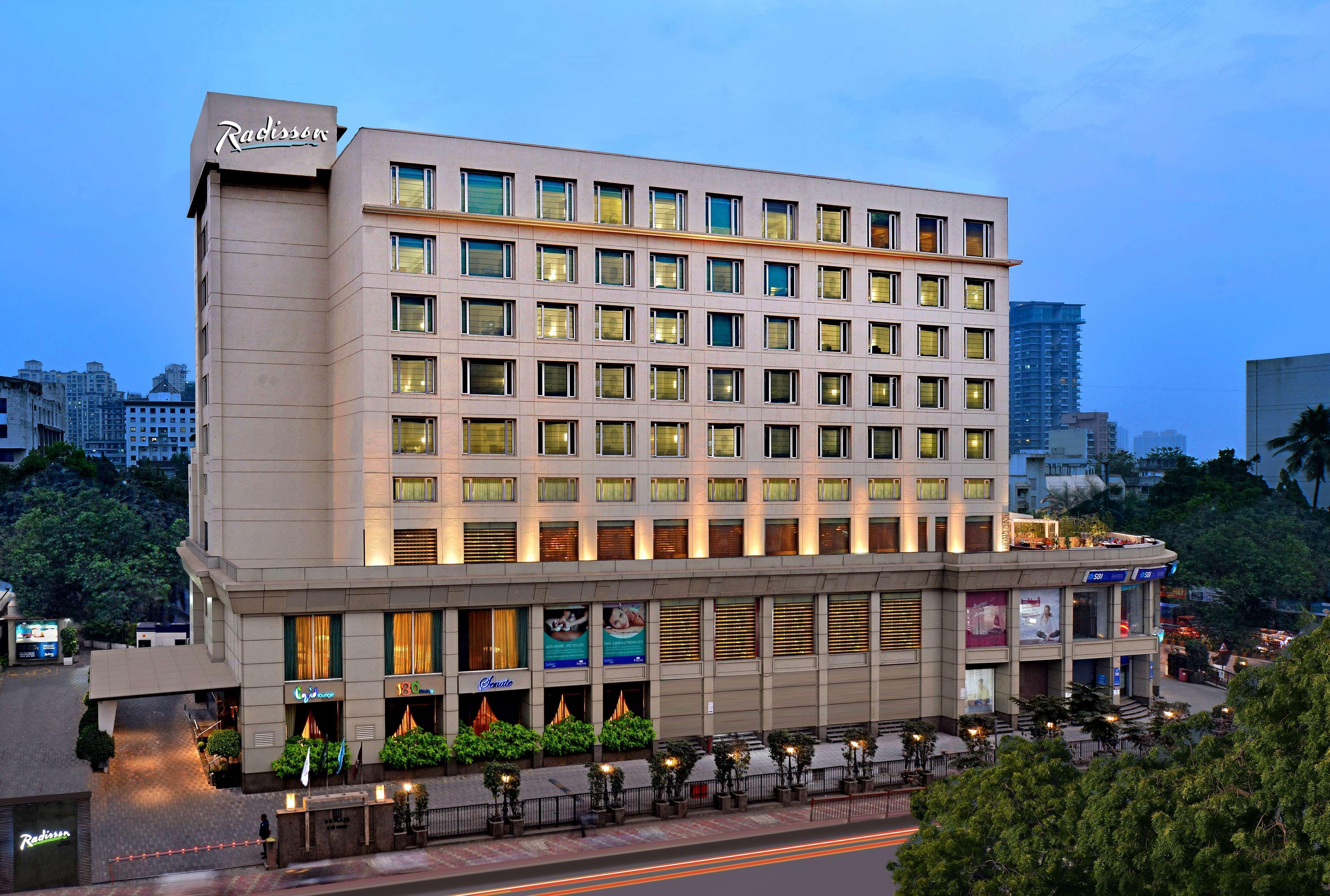 होटल Radisson Goregaon 4*