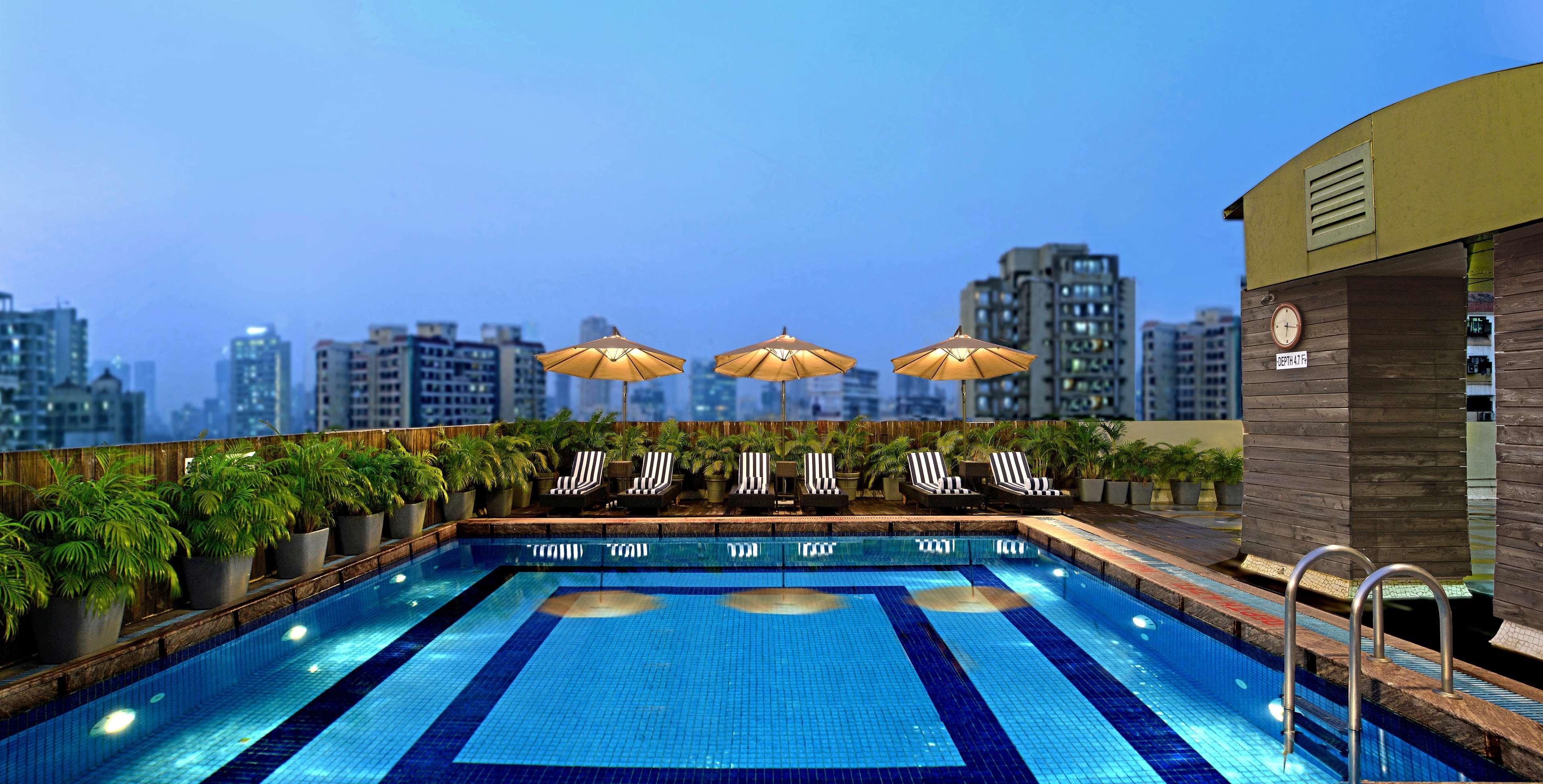 होटल Radisson Goregaon 4*