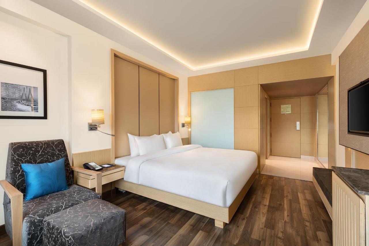 होटल Radisson Goregaon 4*